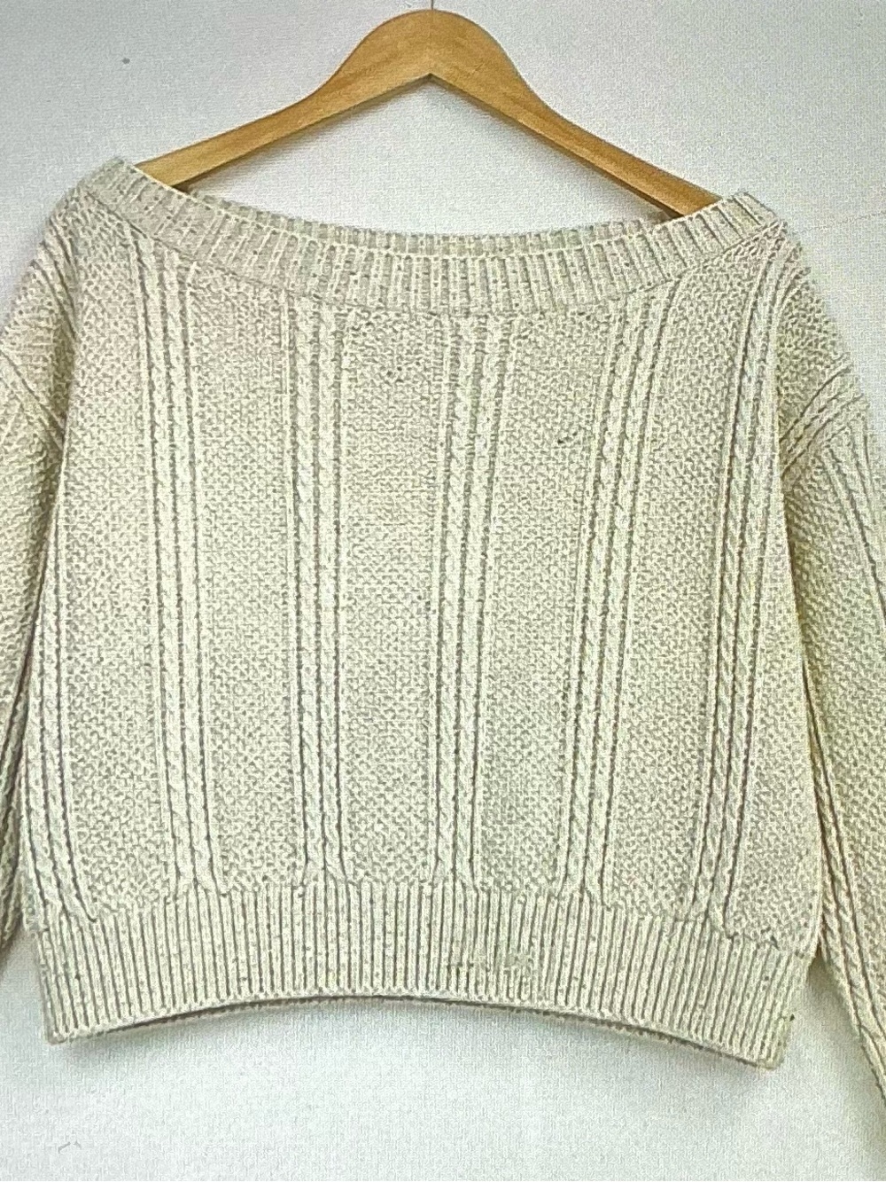 WINDSOR CREAM SPECKLED CABLE KNIT BOAT NECK SWEATER (S)